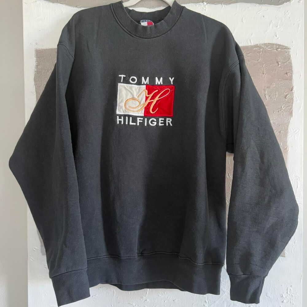 Tommy Hilfiger embroidered made in USA crewneck